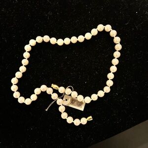 AVON Faux Pearls Single Strand Choker Length NWT